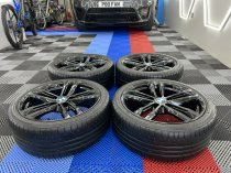 USED 19 INCH GENUINE BMW STYLE 704 M ALLOY WHEELS, FULLY REFURBED IN GLOSS BLACK INC GOOD RUNFLAT TYRES 5x120