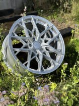 NEW 18 INCH ROMAC VORTEX FLOW FORMED ALLOY WHEELS IN SILVER 5x114.3